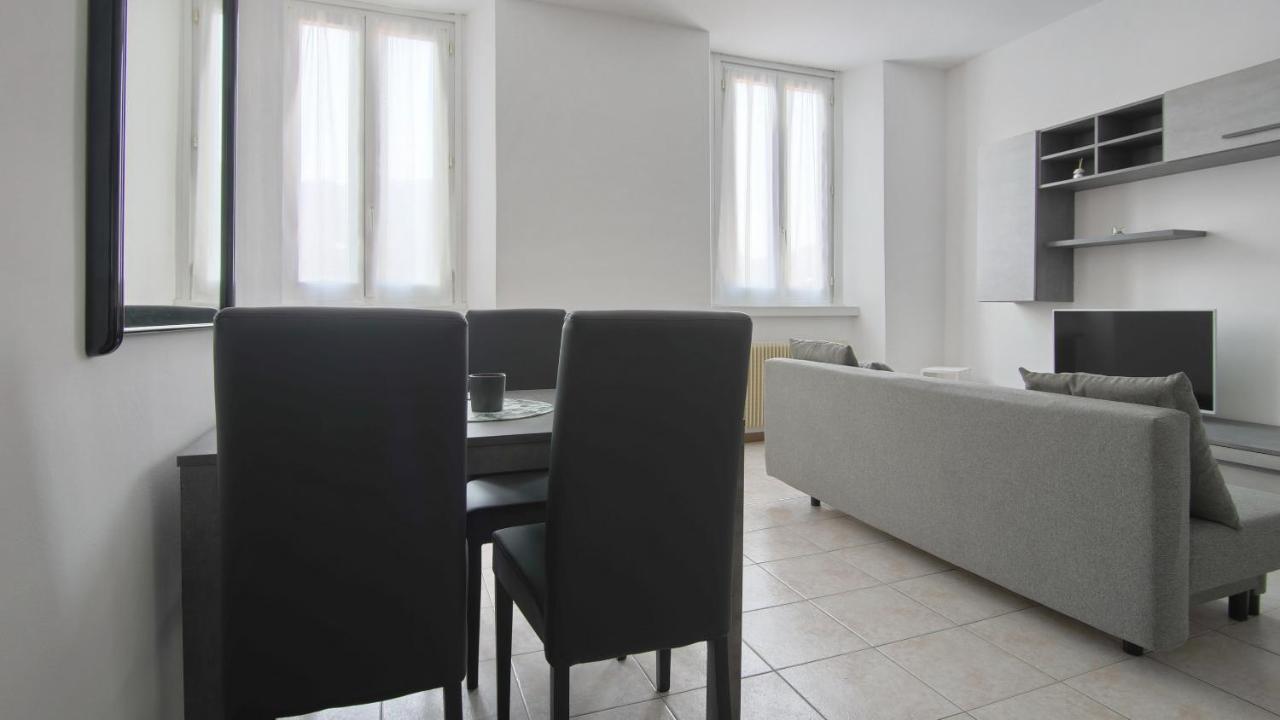Italianway - Piazza Amendola 14 Apartment Como Exterior photo
